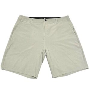 Vuori Aim Performance Chino Golf Shorts Men's 38 Gray Stretch